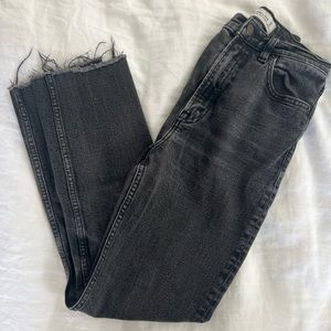 Abercrombie Ultra High Rise Ankle Straight Size 25 (Black)